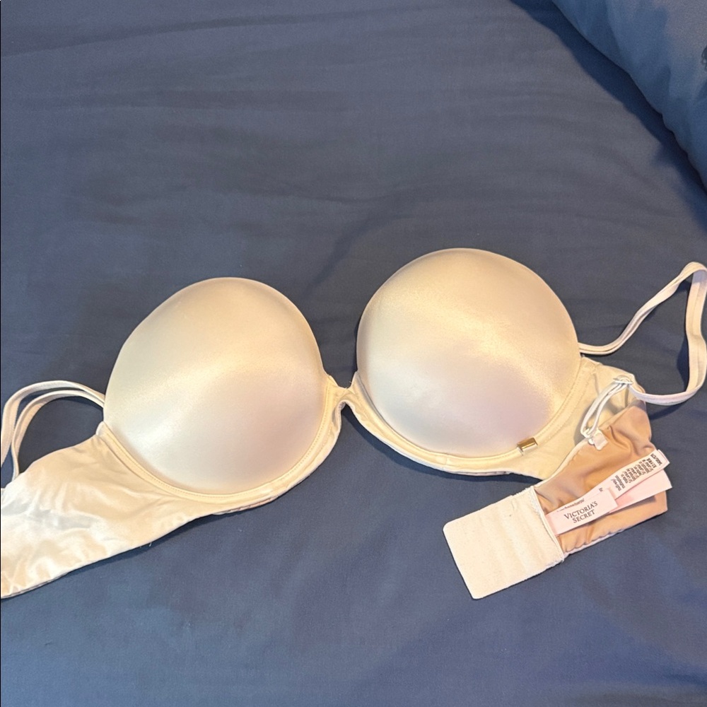 Victoria's Secret Ivory Satin Bra